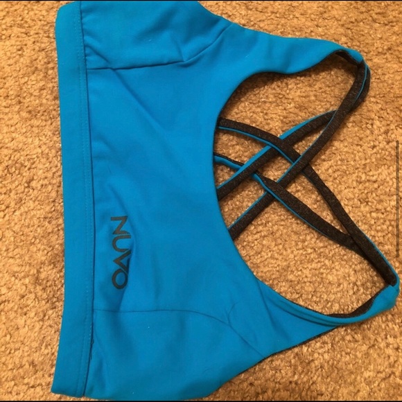 Active Wear Set - Picture 4 of 7